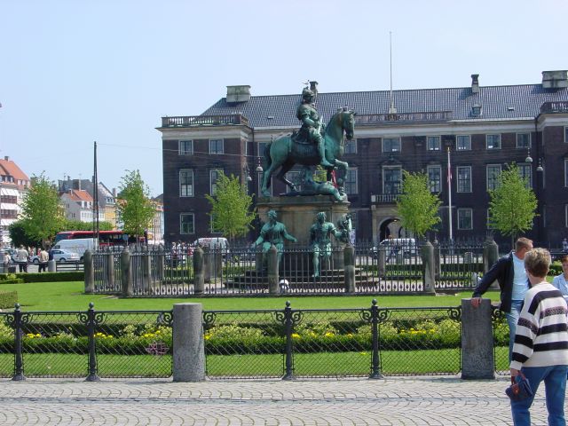 02070817.jpg