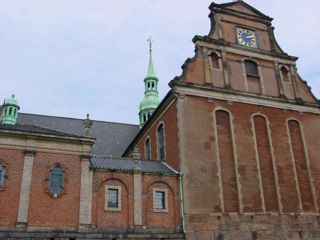 02070877.jpg
