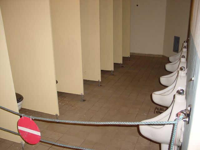 02061005.jpg