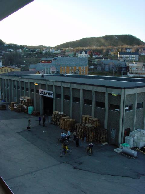 tag_8_048.jpg