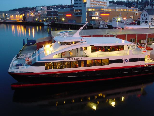 tag_8_076.jpg