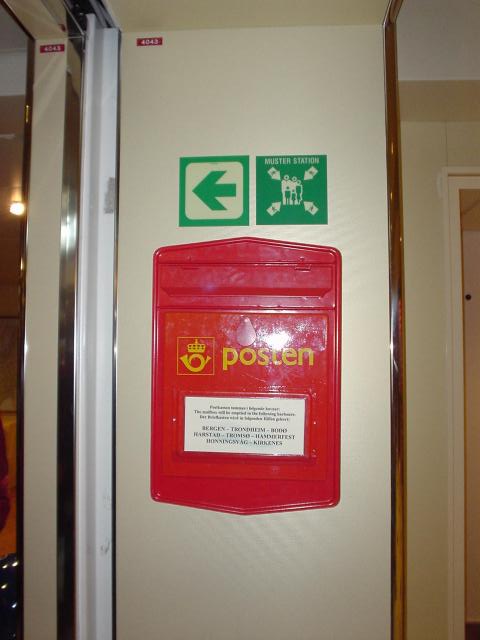 tag_12_040.jpg