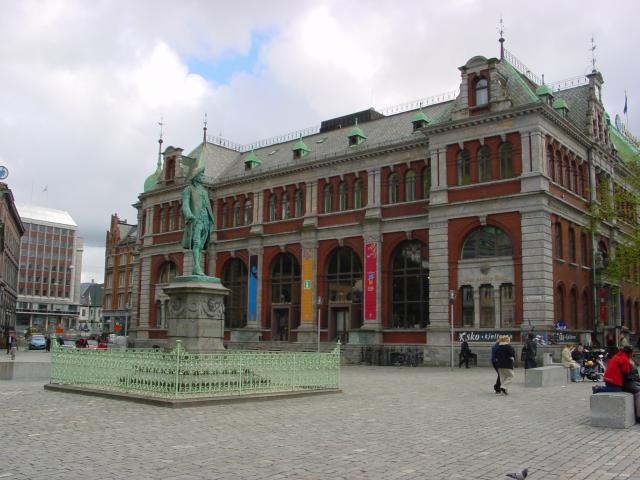 tag_12_046.jpg