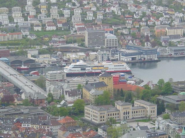 tag_12_052.jpg