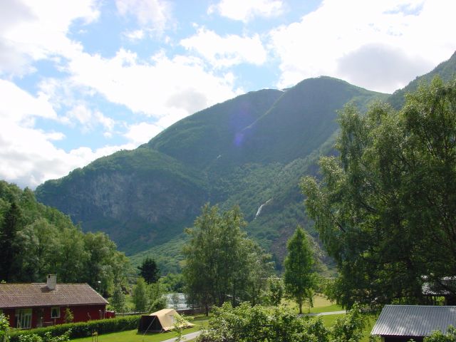 02061625.jpg