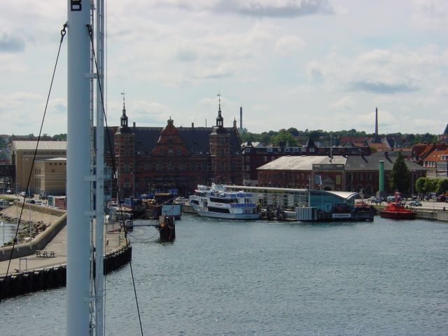 02070742.jpg