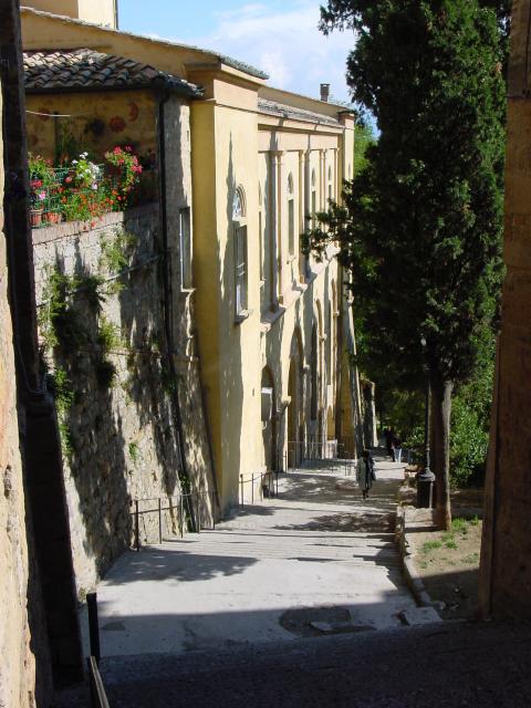 Volterra10.jpg