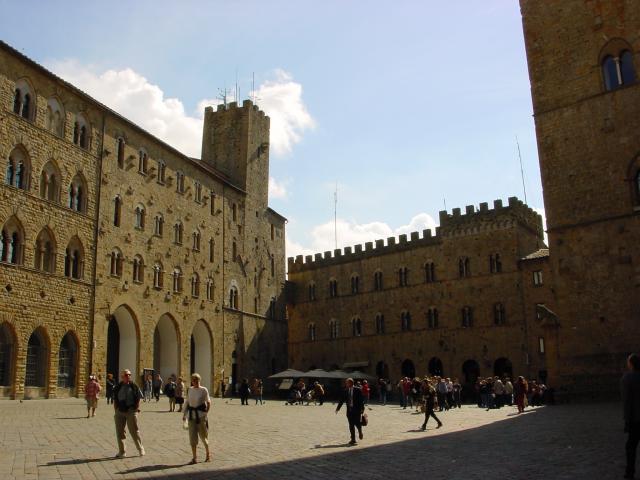 Volterra15.jpg